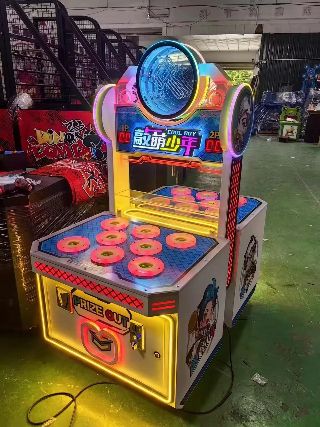 Ekscytująca zabawa obsługiwana przez monety Whack a Hole Hammer Game Machine