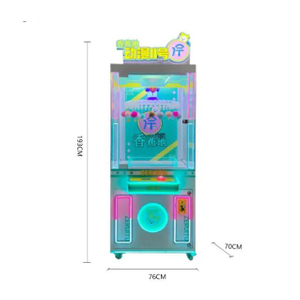 Szczęśliwy elektroniczny pełny rozmiar pluszowy zabawkowy pazur