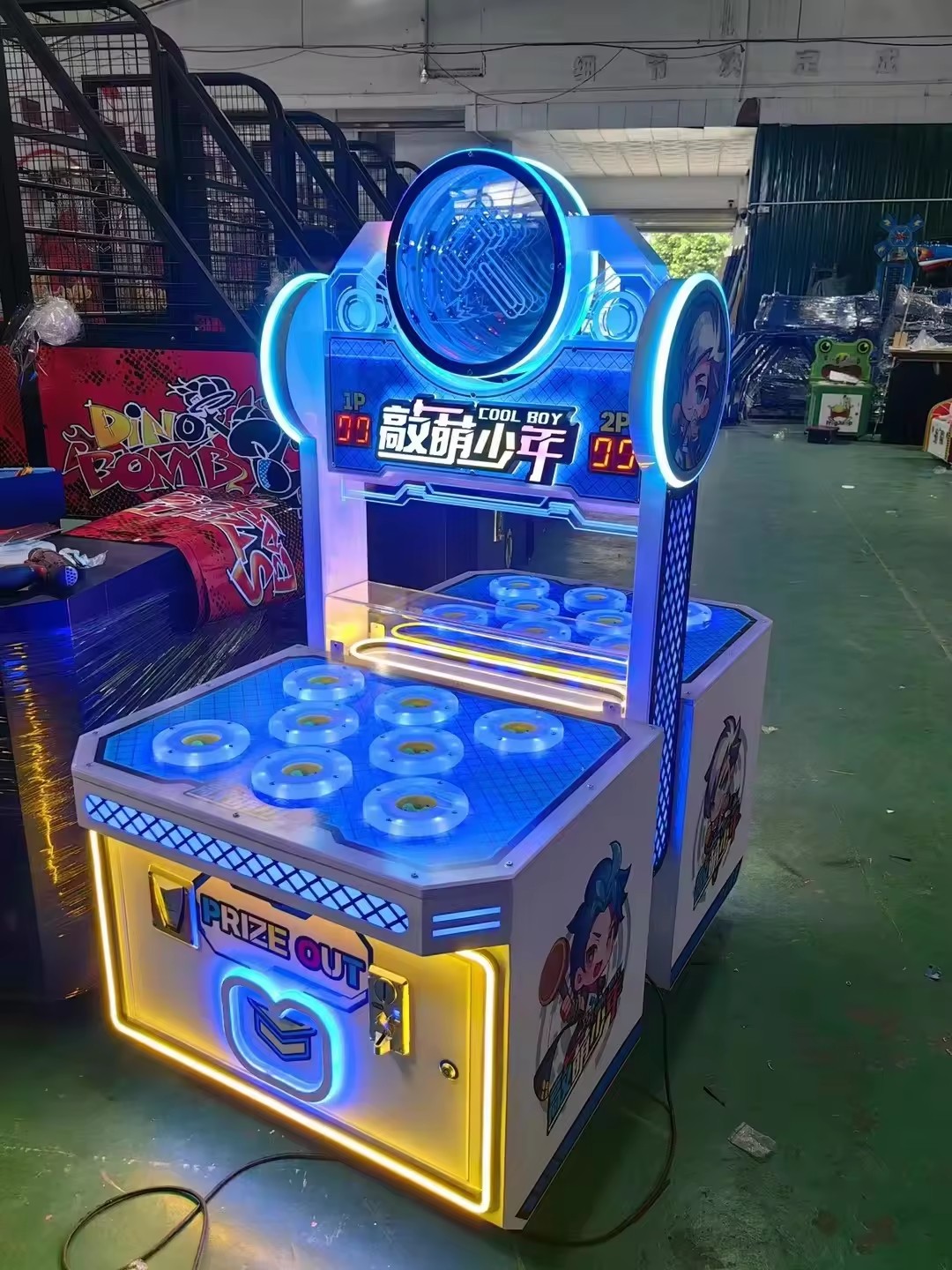 Ekscytująca zabawa obsługiwana przez monety Whack a Hole Hammer Game Machine