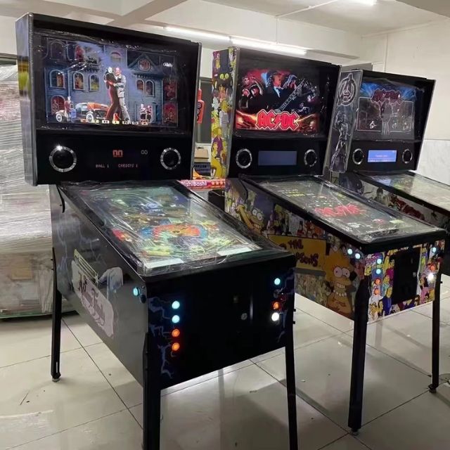 Antyczna elektroniczna pinball trzy ekranowy maszyna pachinko